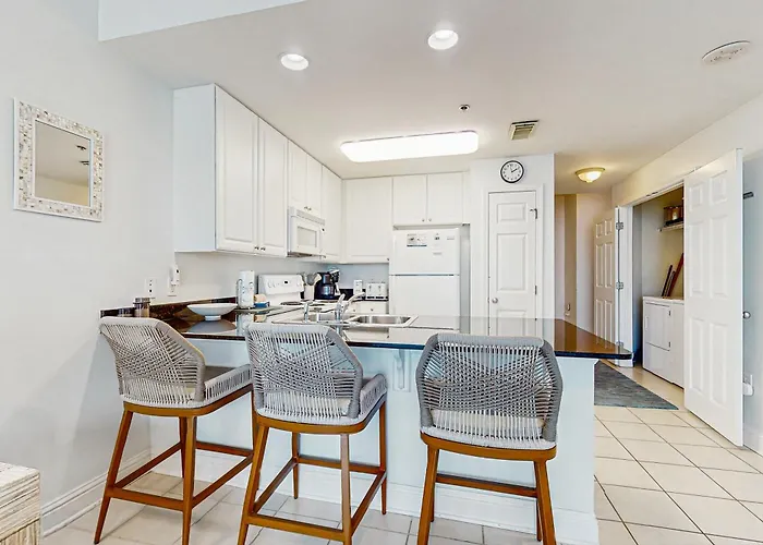 Gulf-front 12th-floor W Great View Balcony Ac & Shared Pools & Hot Tubs