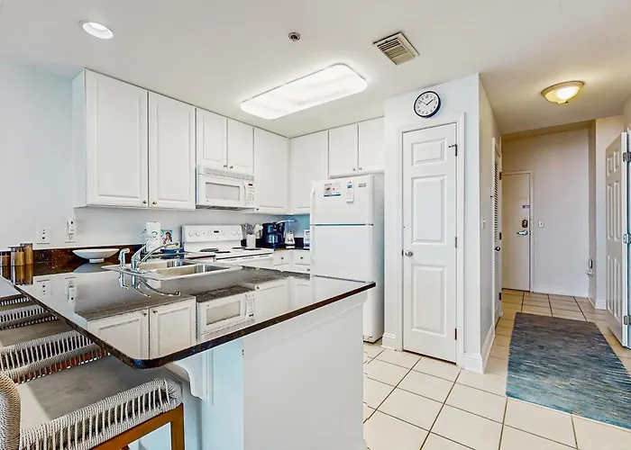 Gulf-front 12th-floor W Great View Balcony Ac & Shared Pools & Hot Tubs Holiday home Gulf Shores
