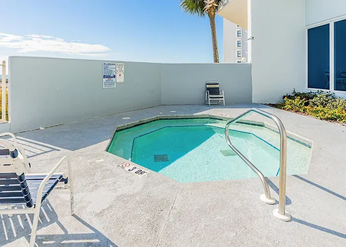 Gulf-front 12th-floor W Great View Balcony Ac & Shared Pools & Hot Tubs *